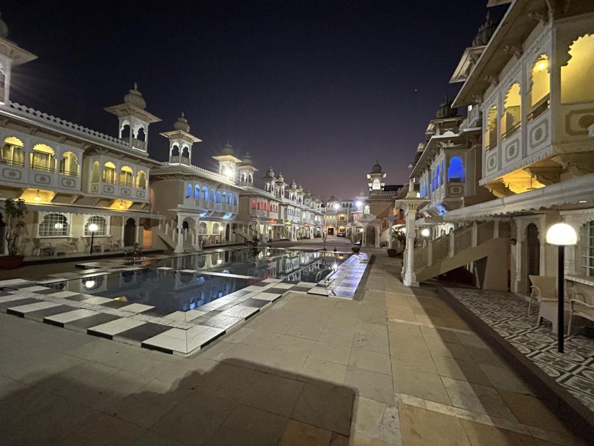 Hotel Gautam Lonavala Εξωτερικό φωτογραφία